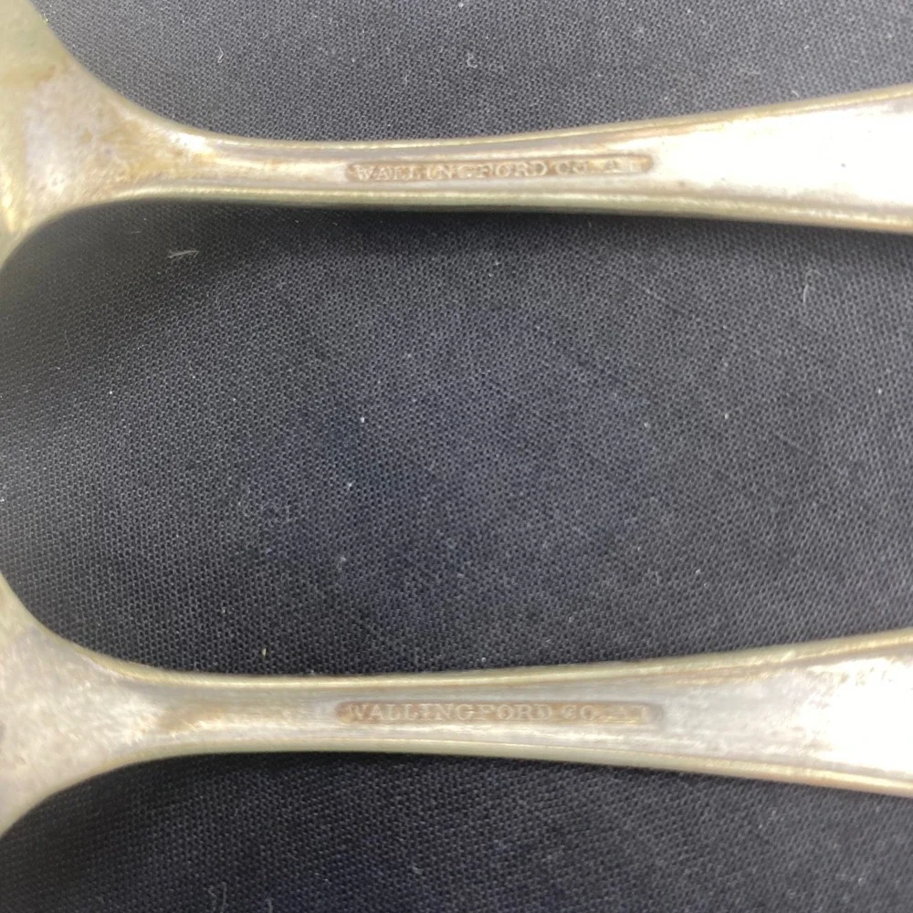 Wallingford Co 6in Teaspoons Silverplate Set of 2 Scroll Art Deco Silver Rustic